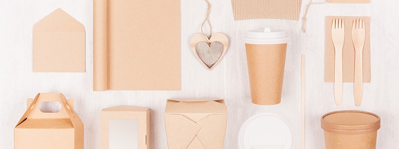 Mockup food takeaway packaging for cafe and restaurant - cardboard box for coffee, burger, noodles, sandwich, sushi on light white wood table. Mockup food takeaway packaging for cafe and restaurant - cardboard box for coffee, burger, noodles, sandwich, sushi on light white wood table.